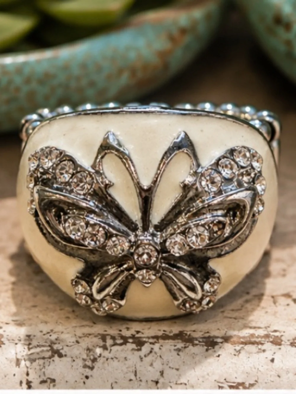 Butterfly Stretch Ring Size 8 Ivory Enamel Rhinestone Silver Tone Statement